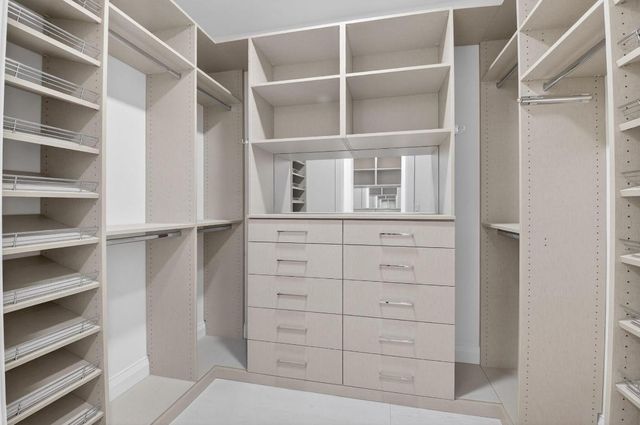 5723 Hamilton Way, Boca Raton, FL 33496