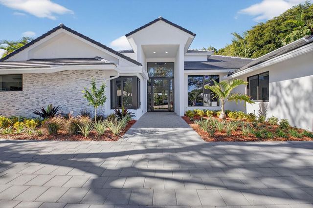 5723 Hamilton Way, Boca Raton, FL 33496