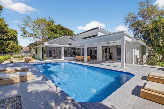 5723 Hamilton Way, Boca Raton, FL 33496