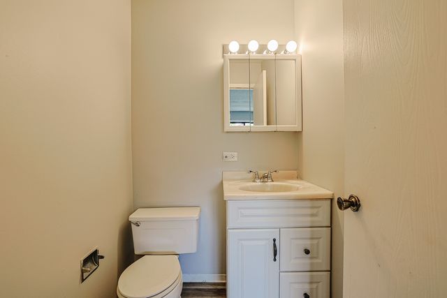 210 KLEIN CREEK Court 5E, Carol Stream, IL 60188