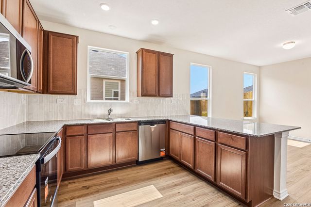 448 Horizon Pointe, Seguin, TX 78155