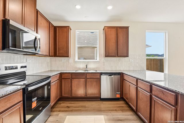 448 Horizon Pointe, Seguin, TX 78155