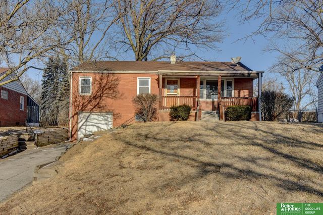 5824 Larimore Avenue, Omaha, NE 68104