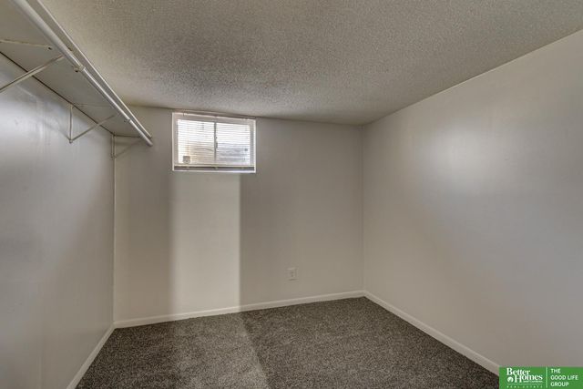 5824 Larimore Avenue, Omaha, NE 68104