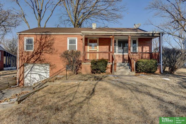 5824 Larimore Avenue, Omaha, NE 68104