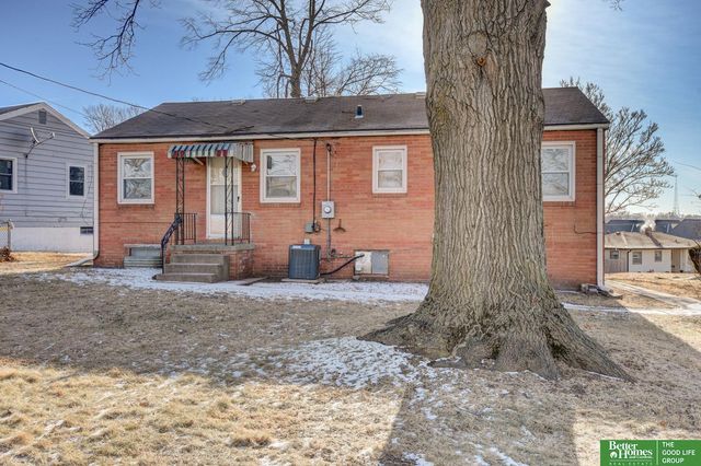 5824 Larimore Avenue, Omaha, NE 68104