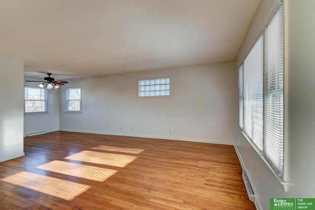 5824 Larimore Avenue, Omaha, NE 68104