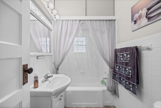 322 W North Street, Delphi, IN 46923