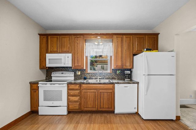 322 W North Street, Delphi, IN 46923