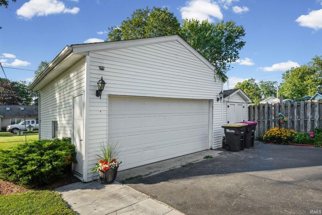 322 W North Street, Delphi, IN 46923