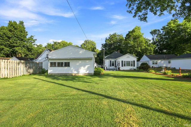 322 W North Street, Delphi, IN 46923