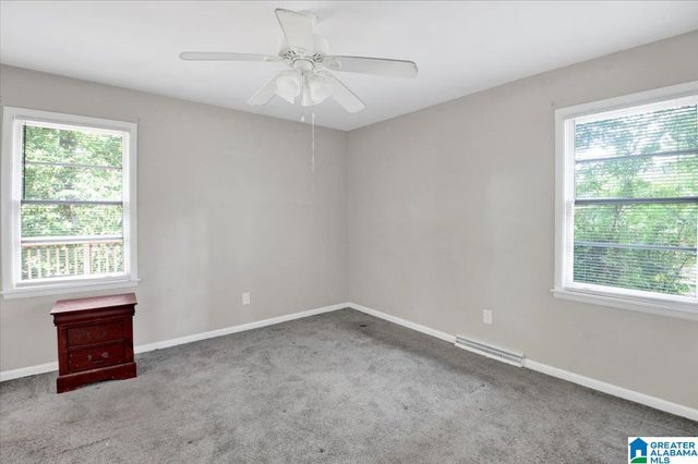 948 RIDGEWOOD CIRCLE, Birmingham, AL 35235