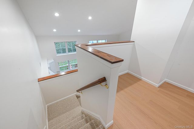 11 Northwood Blvd, Central Islip, NY 11722