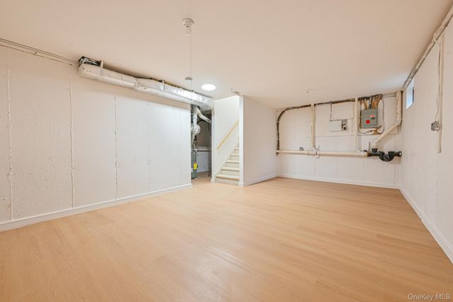 11 Northwood Blvd, Central Islip, NY 11722