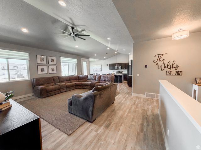 2862 S ALLISON WAY, Syracuse, UT 84075