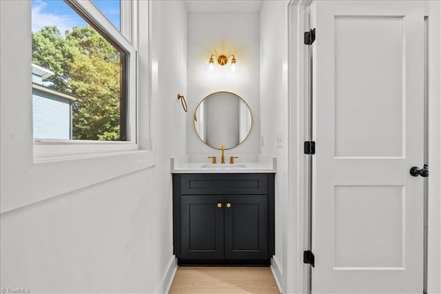 212 S Carter Street, Liberty, NC 27298