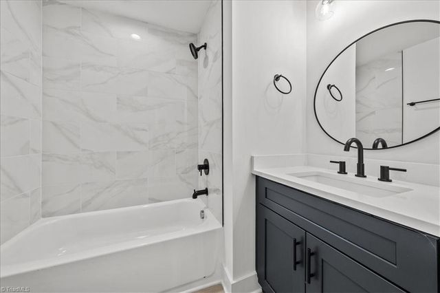 212 S Carter Street, Liberty, NC 27298