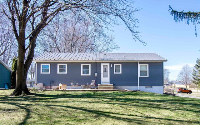 522 N Meadow Lane, Kendallville, IN 46755