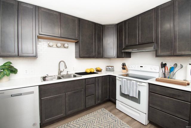 522 N Meadow Lane, Kendallville, IN 46755