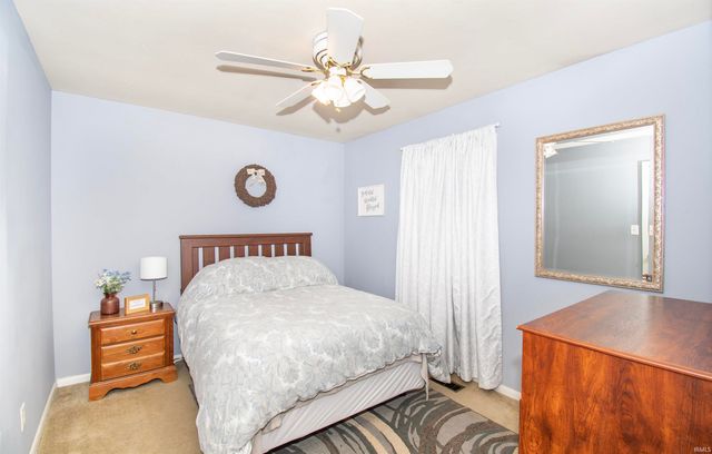 522 N Meadow Lane, Kendallville, IN 46755