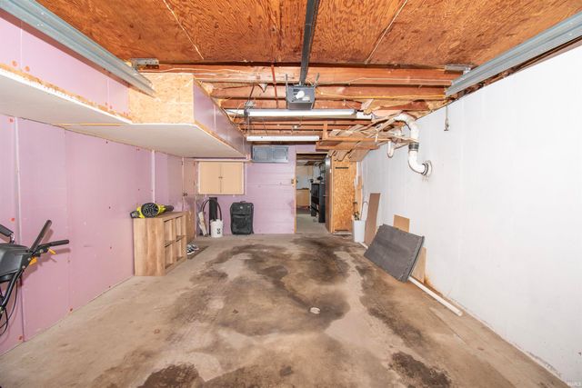 522 N Meadow Lane, Kendallville, IN 46755