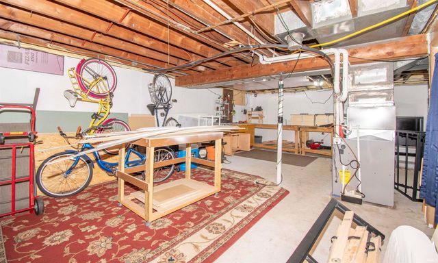 522 N Meadow Lane, Kendallville, IN 46755