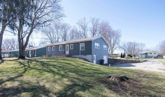 522 N Meadow Lane, Kendallville, IN 46755