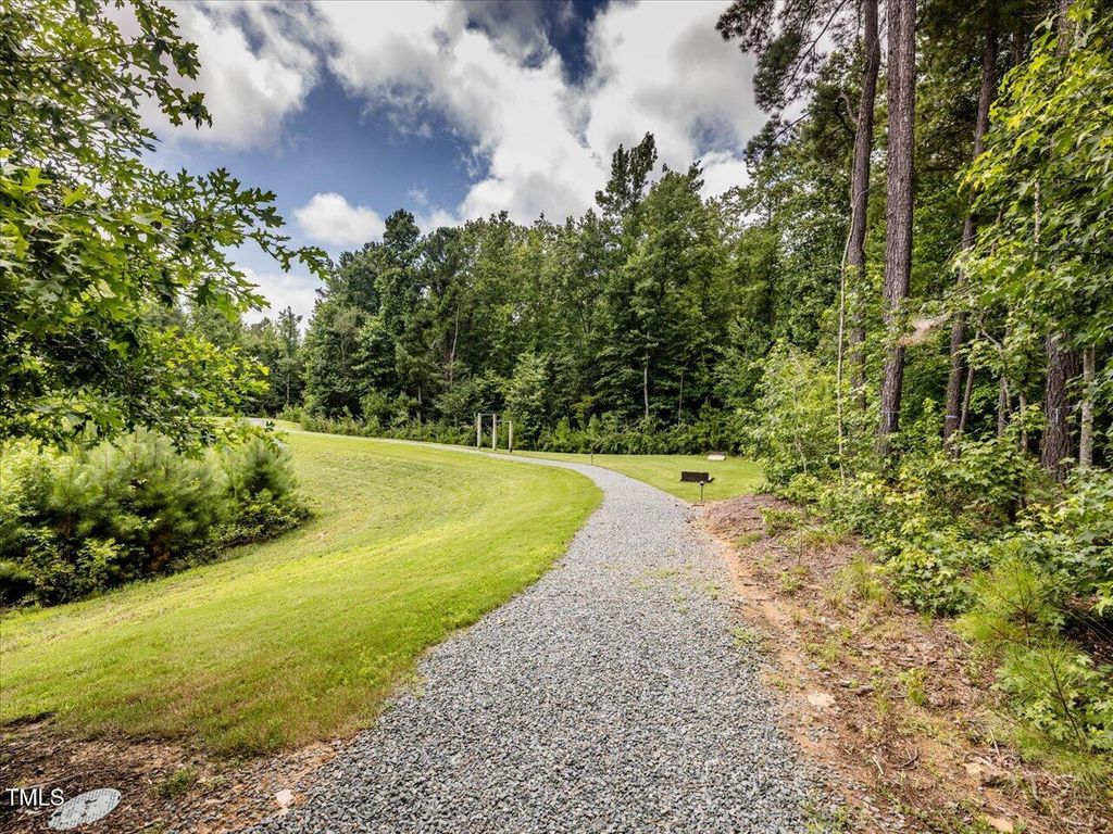 93 Kenwood Lane, Pittsboro, NC 27312