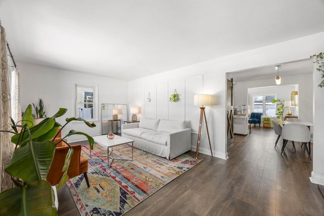 6124 Thomas Avenue S, Minneapolis, MN 55410