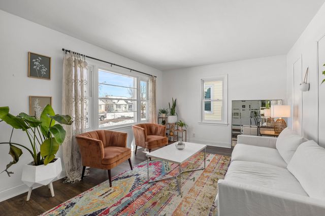 6124 Thomas Avenue S, Minneapolis, MN 55410