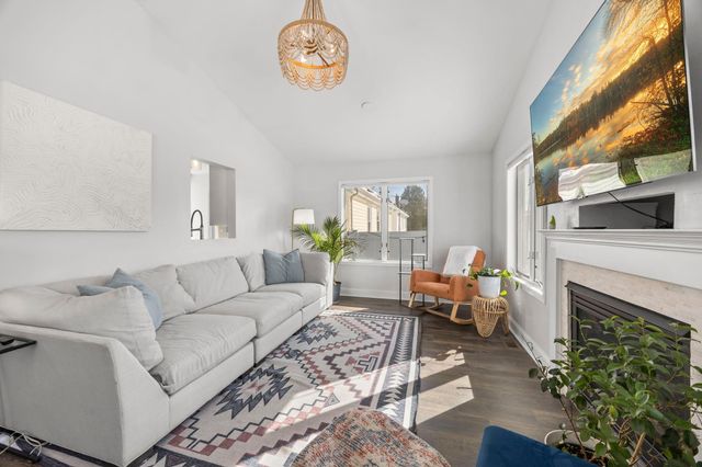 6124 Thomas Avenue S, Minneapolis, MN 55410