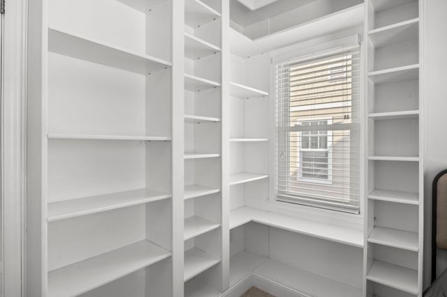 6124 Thomas Avenue S, Minneapolis, MN 55410