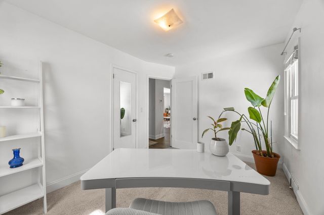 6124 Thomas Avenue S, Minneapolis, MN 55410