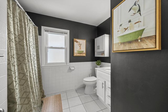 6124 Thomas Avenue S, Minneapolis, MN 55410