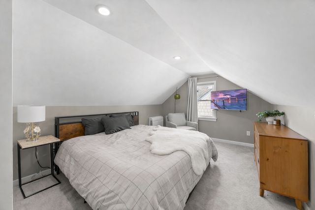 6124 Thomas Avenue S, Minneapolis, MN 55410