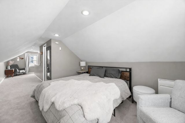 6124 Thomas Avenue S, Minneapolis, MN 55410