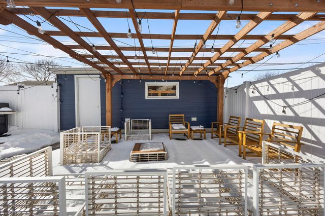 6124 Thomas Avenue S, Minneapolis, MN 55410