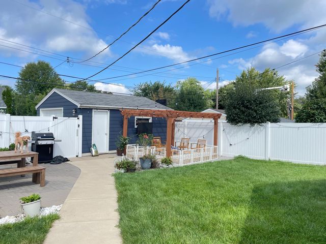 6124 Thomas Avenue S, Minneapolis, MN 55410