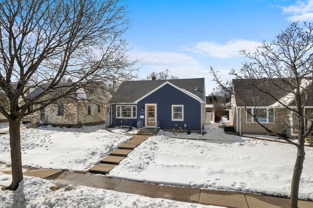 6124 Thomas Avenue S, Minneapolis, MN 55410