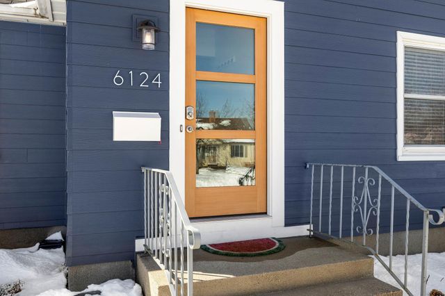 6124 Thomas Avenue S, Minneapolis, MN 55410