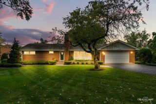 22W126 Buena Vista Drive, Glen Ellyn, IL 60137