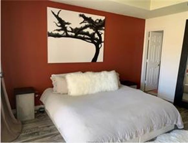 1214 Remington, College Station, TX 77845