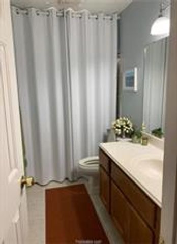 1214 Remington, College Station, TX 77845