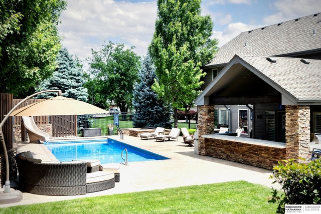 4950 S 176 Avenue, Omaha, NE 68135