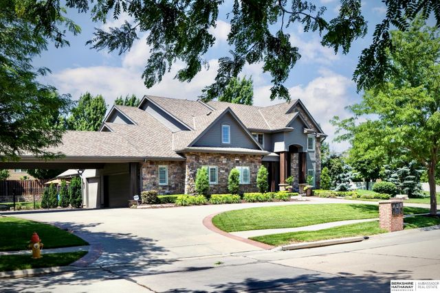 4950 S 176 Avenue, Omaha, NE 68135
