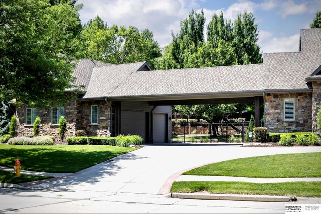 4950 S 176 Avenue, Omaha, NE 68135