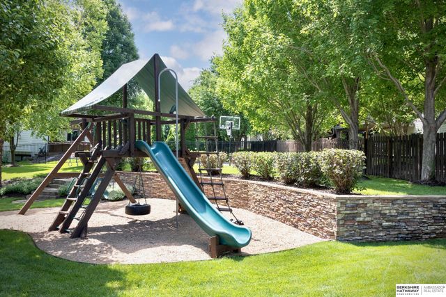 4950 S 176 Avenue, Omaha, NE 68135