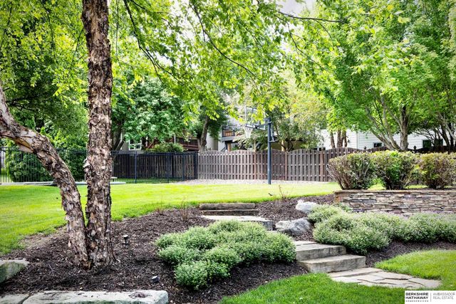 4950 S 176 Avenue, Omaha, NE 68135