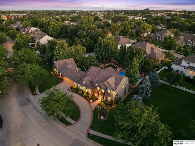 4950 S 176 Avenue, Omaha, NE 68135