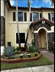 3211 SE 6th St, Homestead, FL 33033